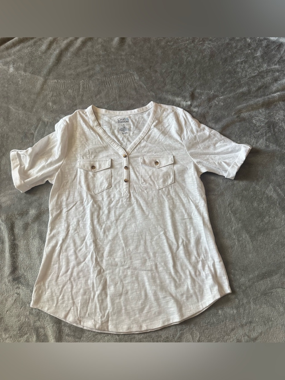 Croft & Barrow White Women’s Short Sleeve Henley Top